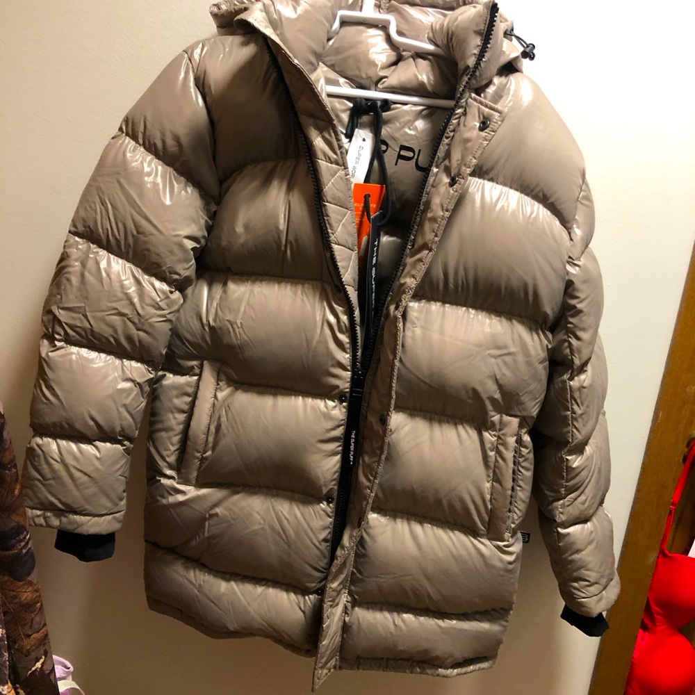 Aritzia Super Puff